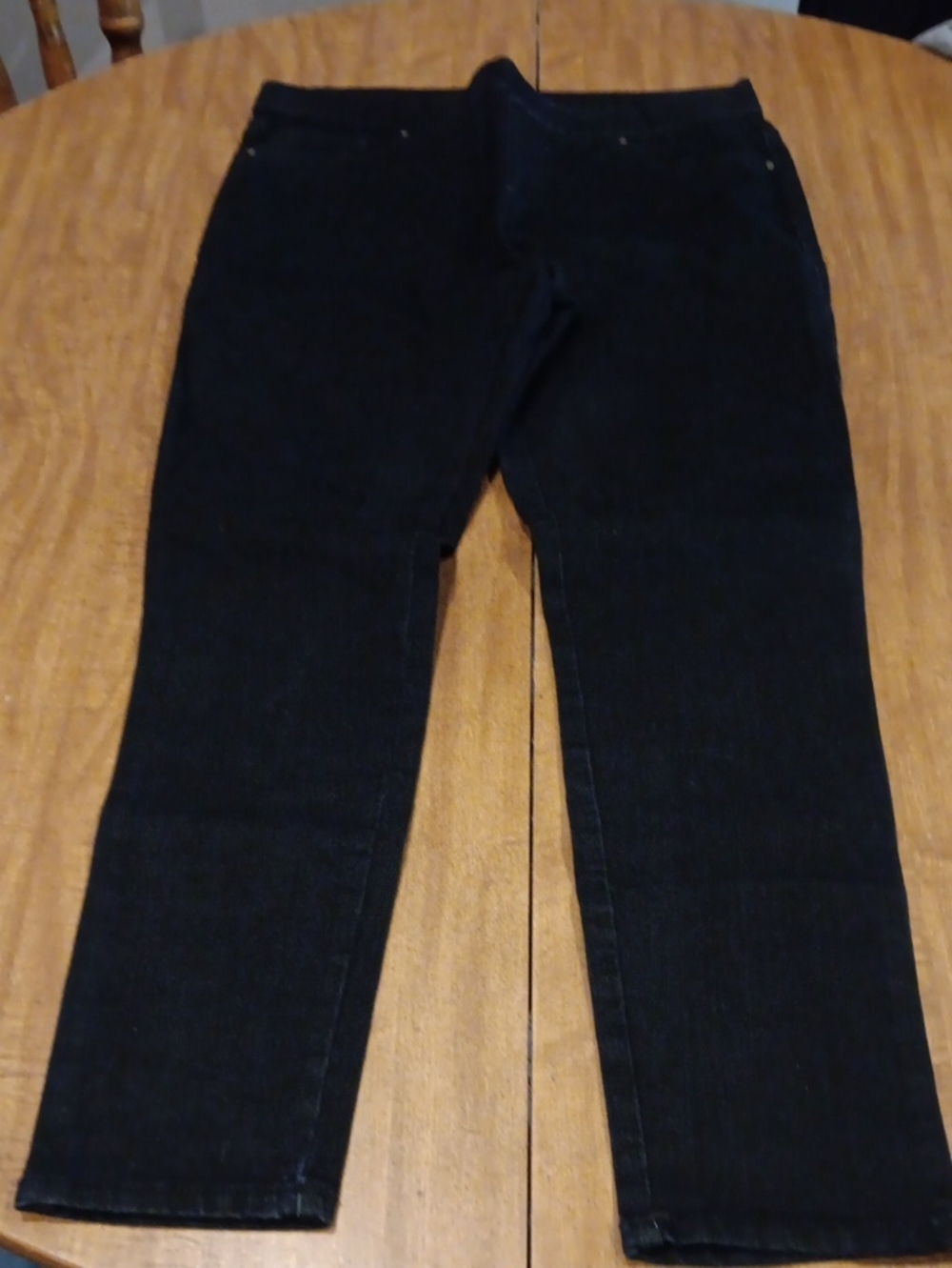 Womens Black Stretch Jeans - Classic Straight Fit